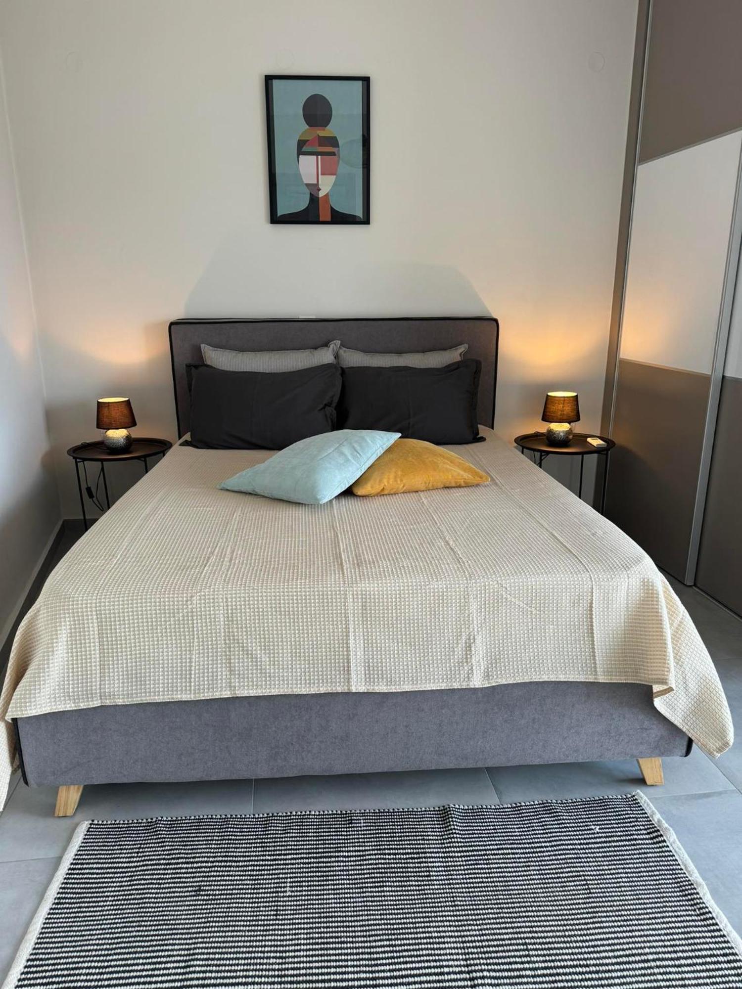 Zonapartments A Sea View-City Center La Canea Esterno foto