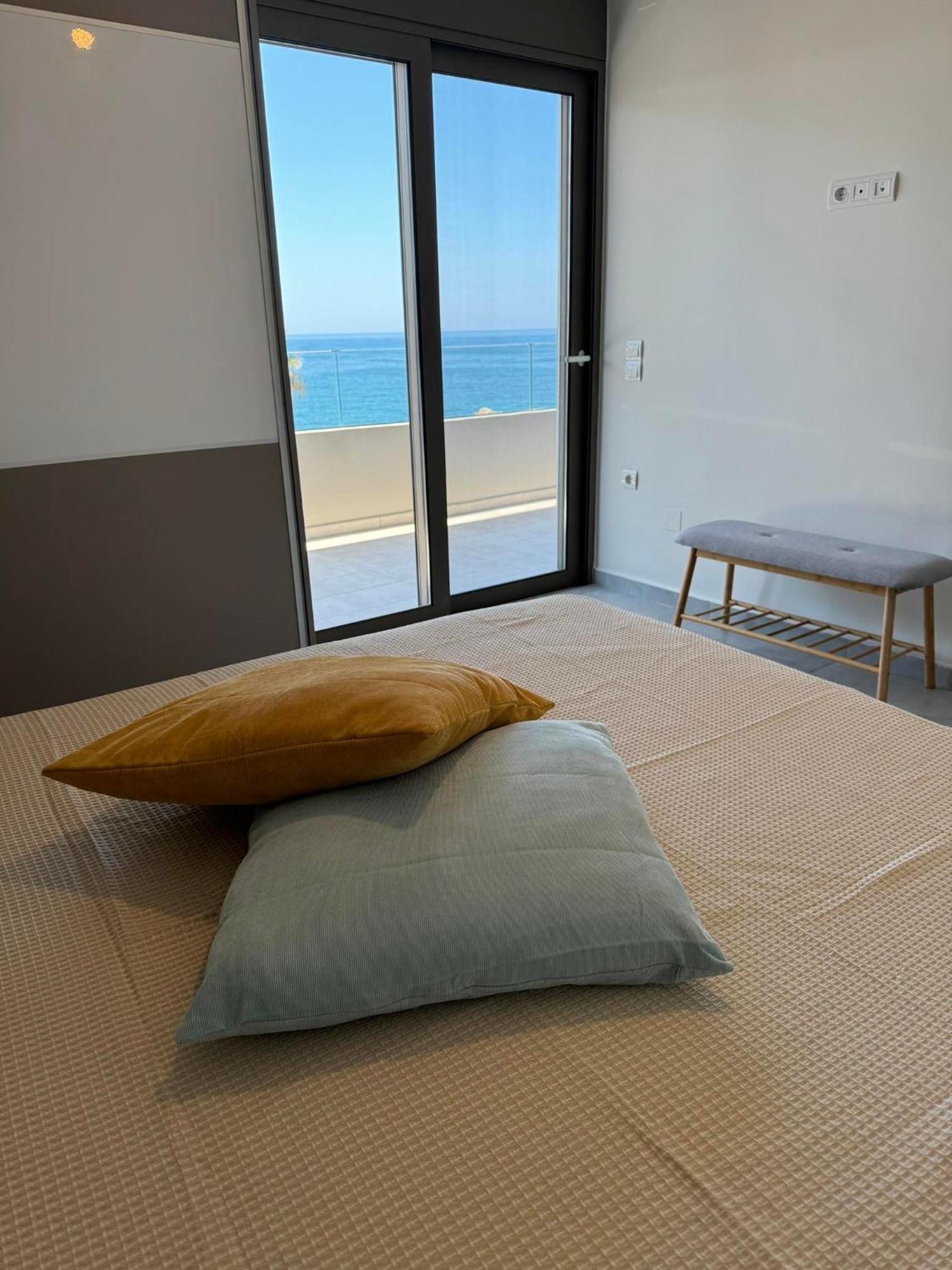 Zonapartments A Sea View-City Center La Canea Esterno foto